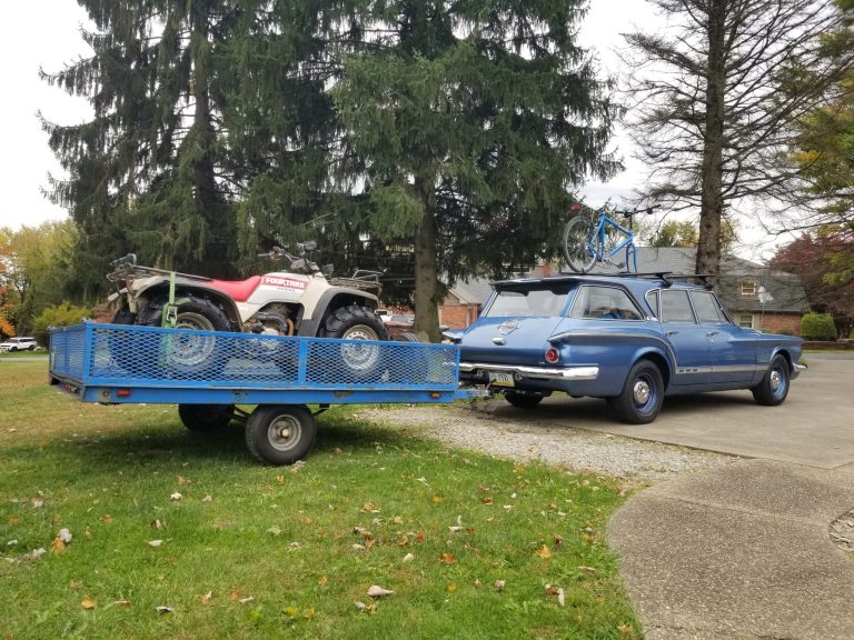 Plymouth Valiant 1962: um fim de semana de aventuras a bordo de um clássico