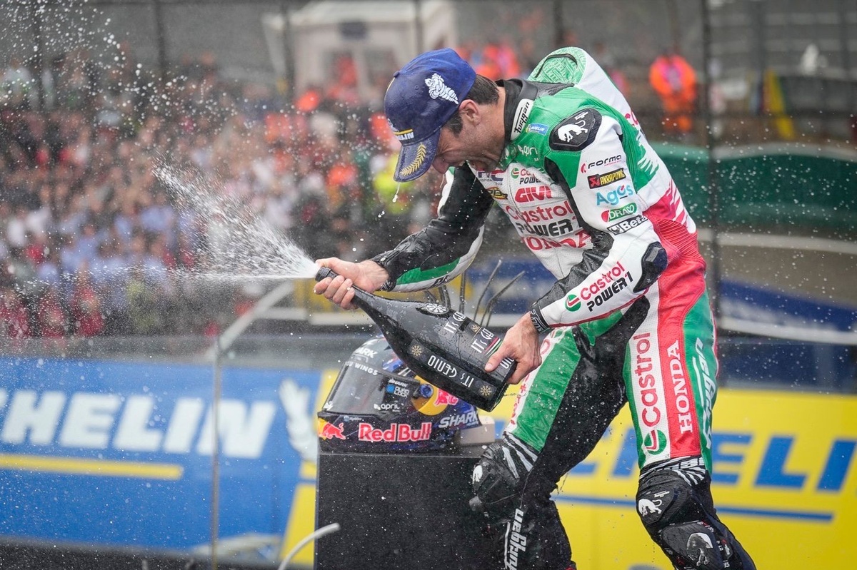 Johann Zarco triunfa em Le Mans: uma aposta audaciosa que se tornou uma dominação brilhante