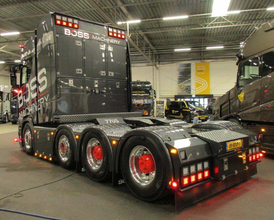 Scania 770S V8: O Monstro da Estrada ao Servi&ccedil;o da Boss Machinery