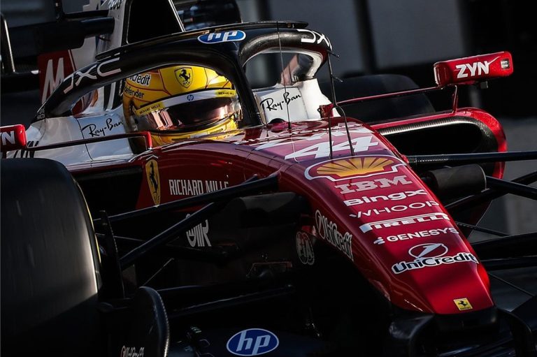 Testes em Barcelona: Hamilton e Ferrari Brilham Sob o Sol Catalão