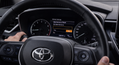 Toyota Corolla comment réinitialiser le voyant entretien
