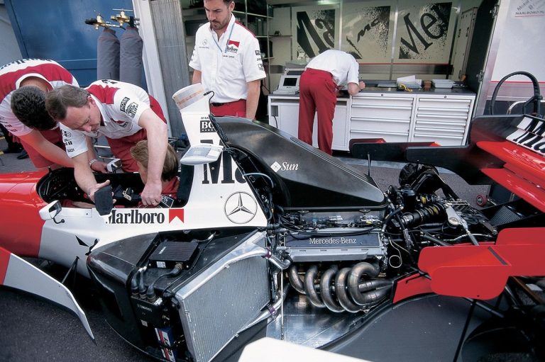 A Épica dos Airbags na F1: Entre Inovações e Ceticismo
