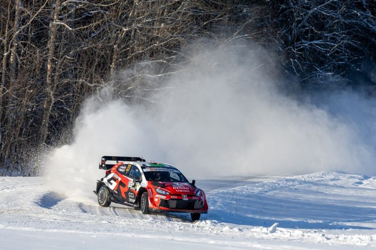 Rallye de Suécia: Elfyn Evans na liderança, Solberg à beira do desastre!