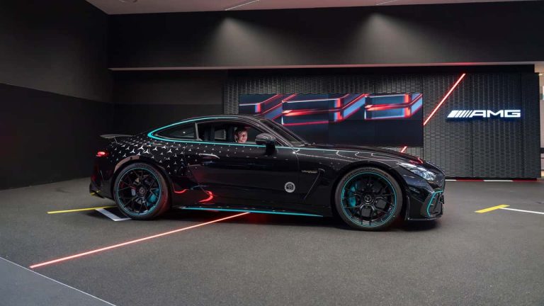 Mergulhando no Mundo do Mercedes-AMG GT 63 PRO 4MATIC+ Motorsport Collecto…