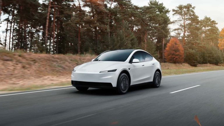Tesla Model Y: a versão Standard AWD chega para seduzir os amantes da traç…