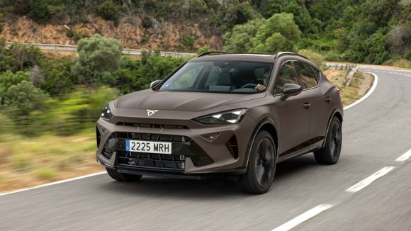 Seat-Cupra enfrenta dificuldades financeiras apesar de vendas recorde durante a transição elétrica