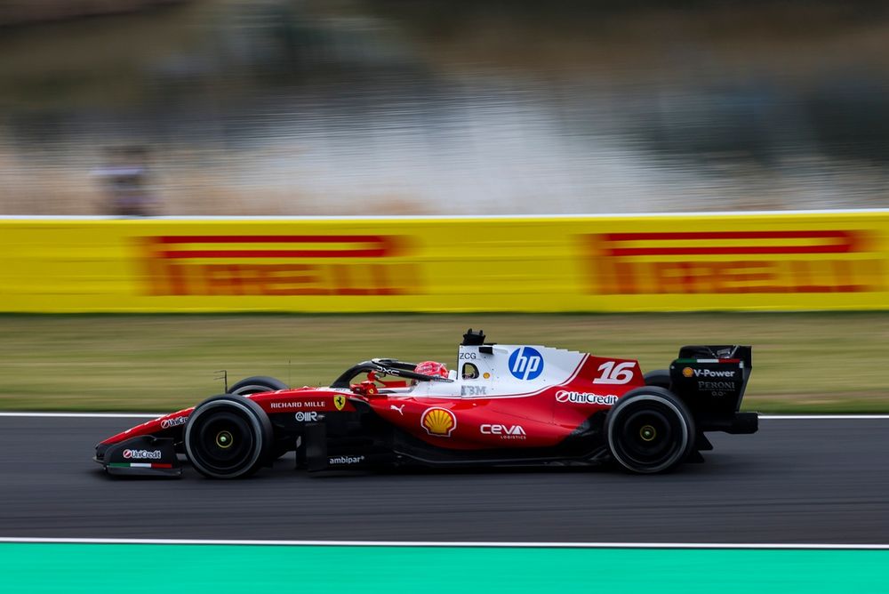 Ferrari intensifica testes enquanto F1 pausa