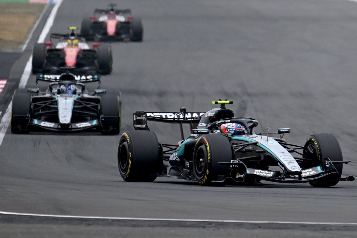 Antonelli Domina no GP da China, Hamilton Retorna ao Pódio com a Ferrari
