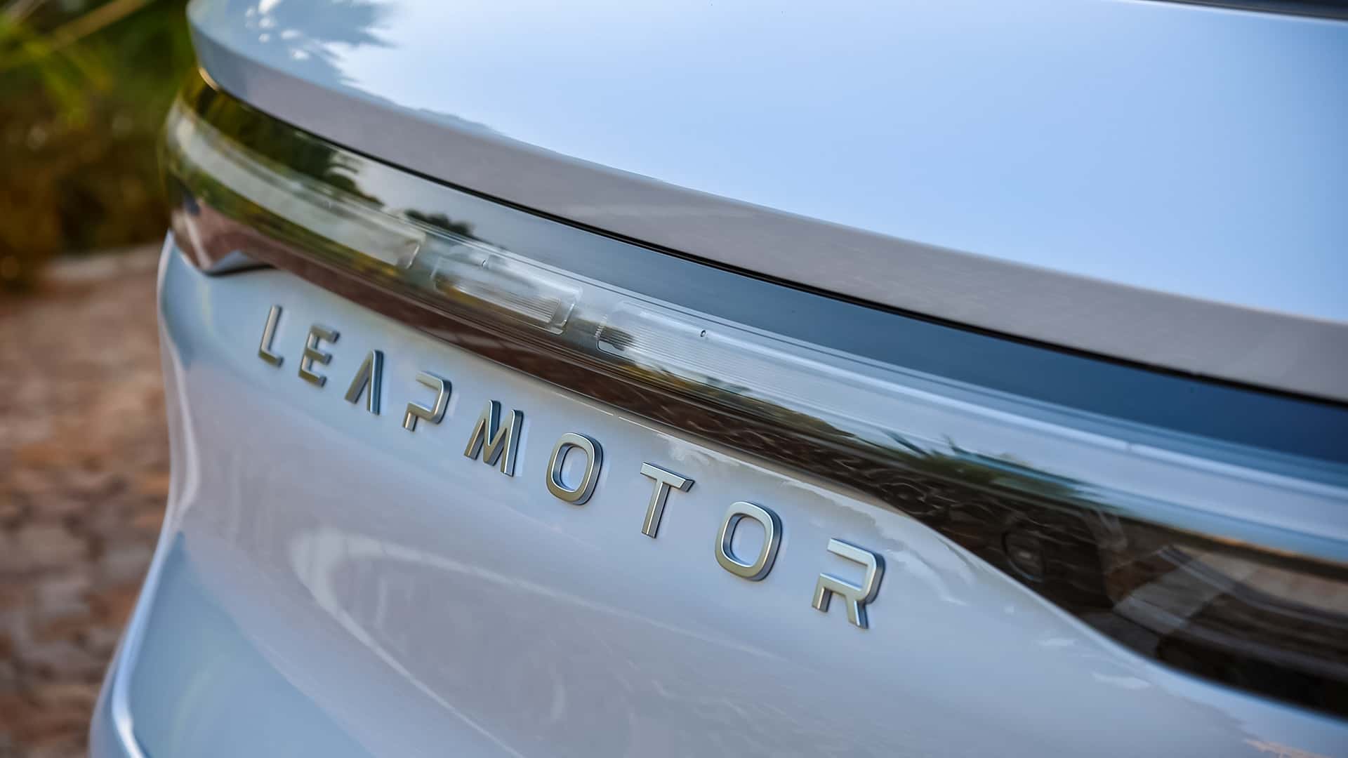 Stellantis une-se à Leapmotor para fortalecer a estratégia de veículos elétricos