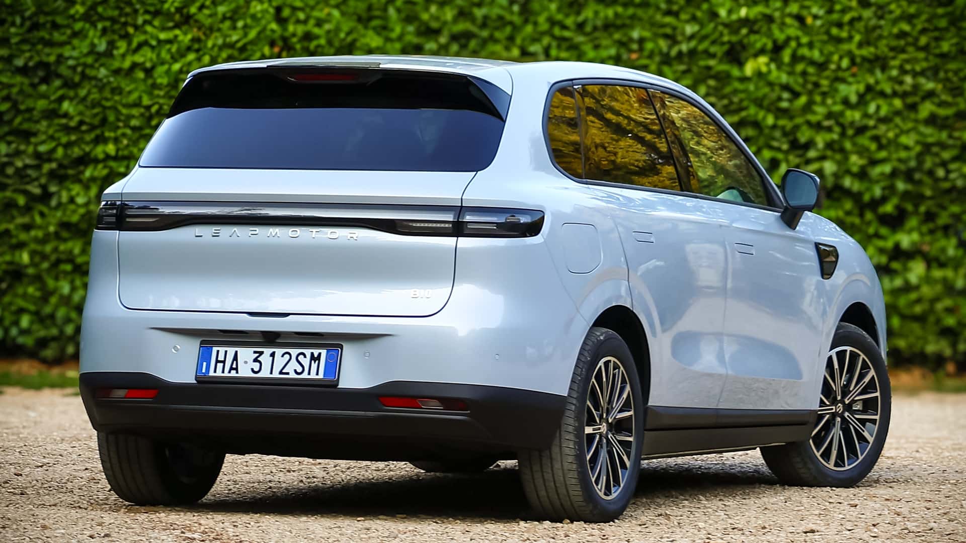 Stellantis une-se à Leapmotor para fortalecer a estratégia de veículos elétricos