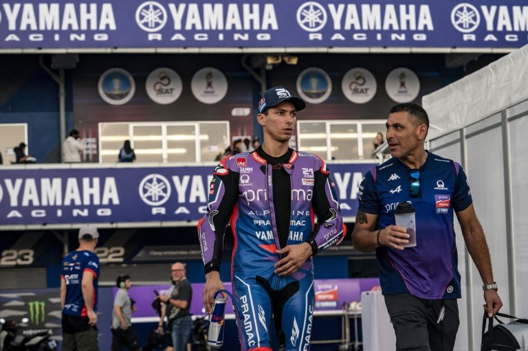 Yamaha enfrenta uma escolha crucial: o futuro de Razgatlioglu na MotoGP