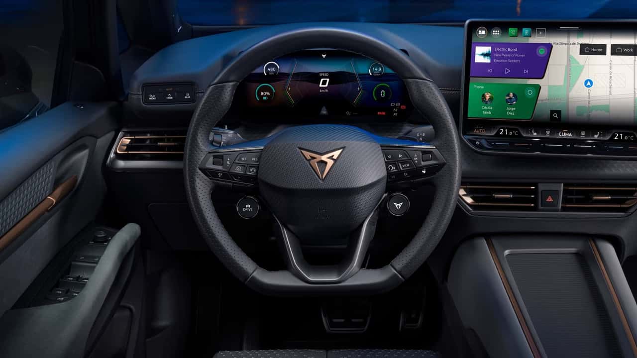 Cupra Born 2026: interior renovado e mais tecnológico