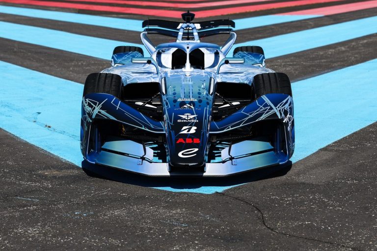 Formule E ganha visibilidade com a F1 de 2026 a pôr a energia no centro