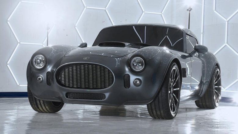 AC Cobra renasce como coupé radical com 800 cv e preço estratosférico