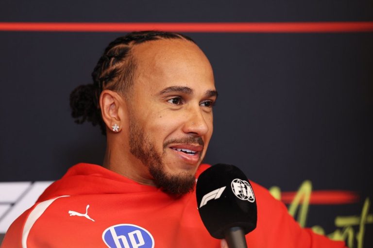 F1: Hamilton brinca com Jacques Villeneuve sobre o legado da família