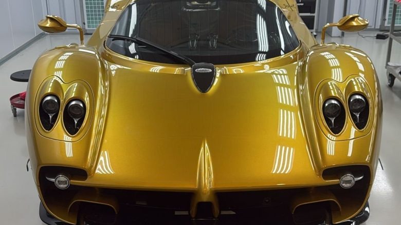Pagani Utopia ganha pintura única com pó de Lua e ouro a pedido de…