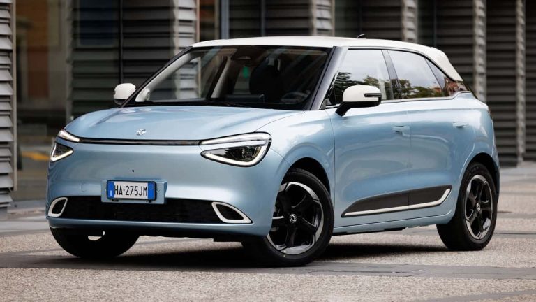 Stellantis pondera produzir carros da Dongfeng no Brasil